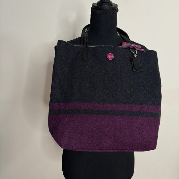 COACH Signature Stripe Wool Tote Black Purple F24786 - Picture 1 of 4
